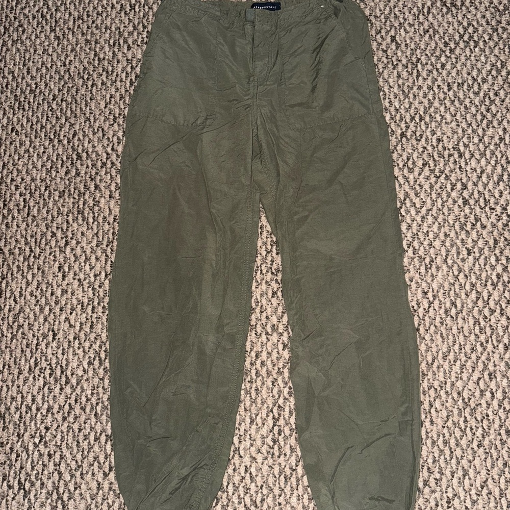 Women’s Green Cargo Pants